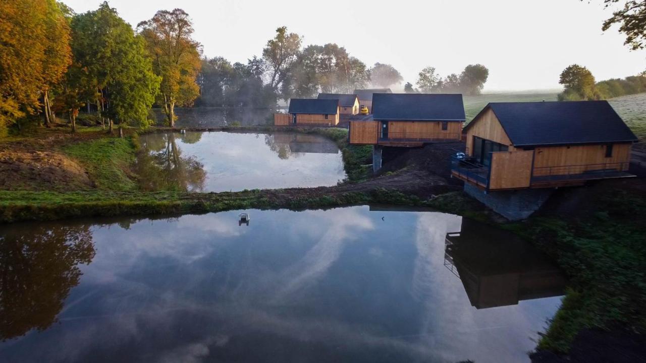 Les Pavillons De La Libellule Villa Beauraing Eksteriør billede