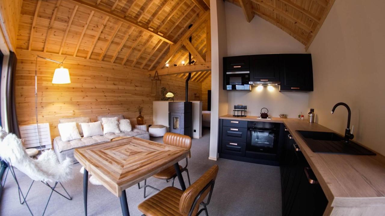 Les Pavillons De La Libellule Villa Beauraing Eksteriør billede